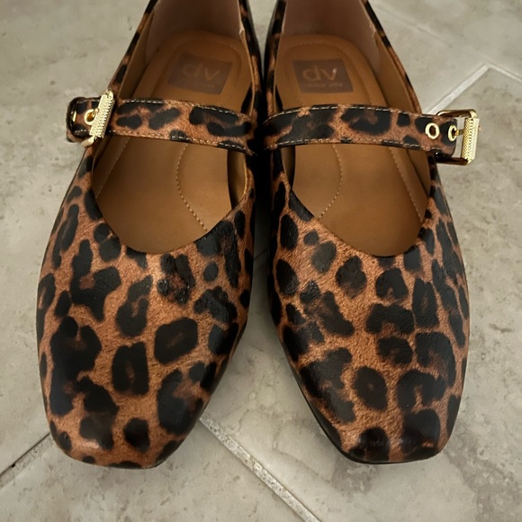Dolce Vita Mary Jane Animal Print Flats - Picture 2 of 7